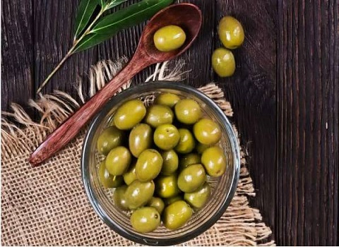 تصویر 2 از قیمت خرید زیتون کنسروی طارم + فروش ویژه